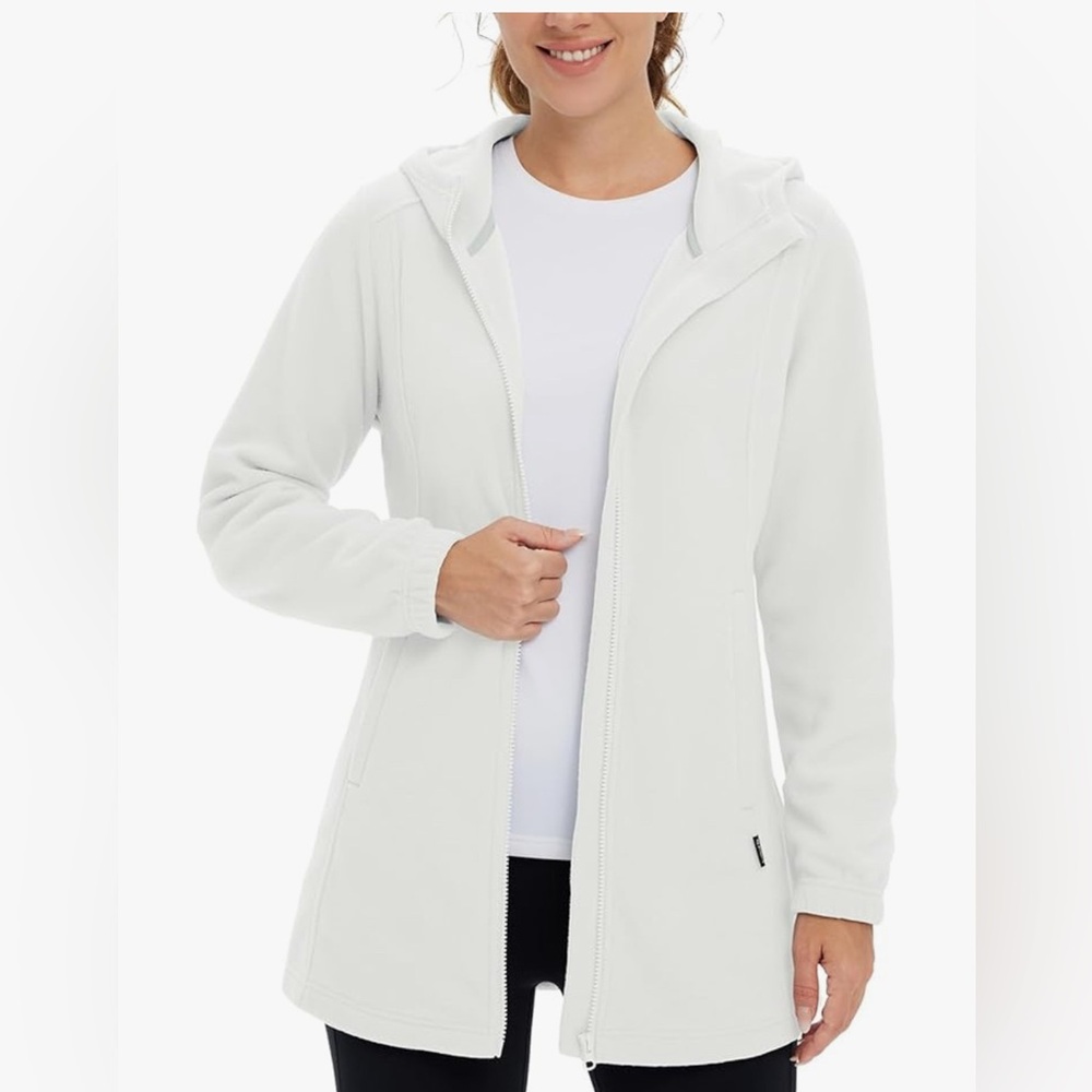 NWT Baleaf Women's Light cream Hooded zip up fleece long trunk & fitted! So cozy